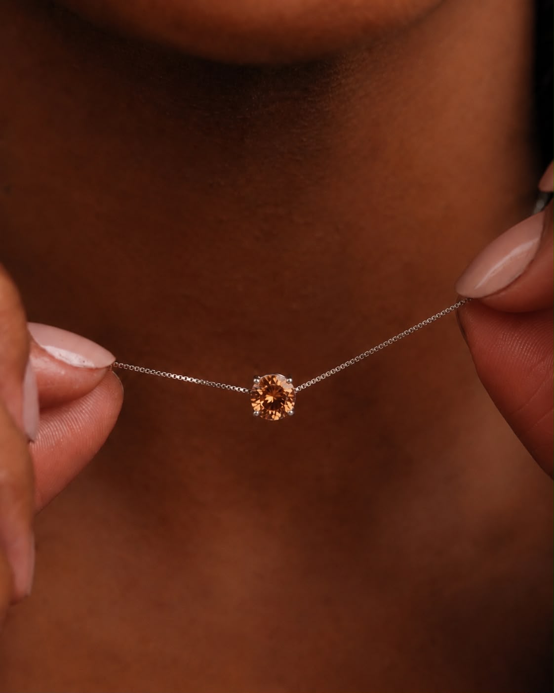 Colar de prata 925 com ponto de luz