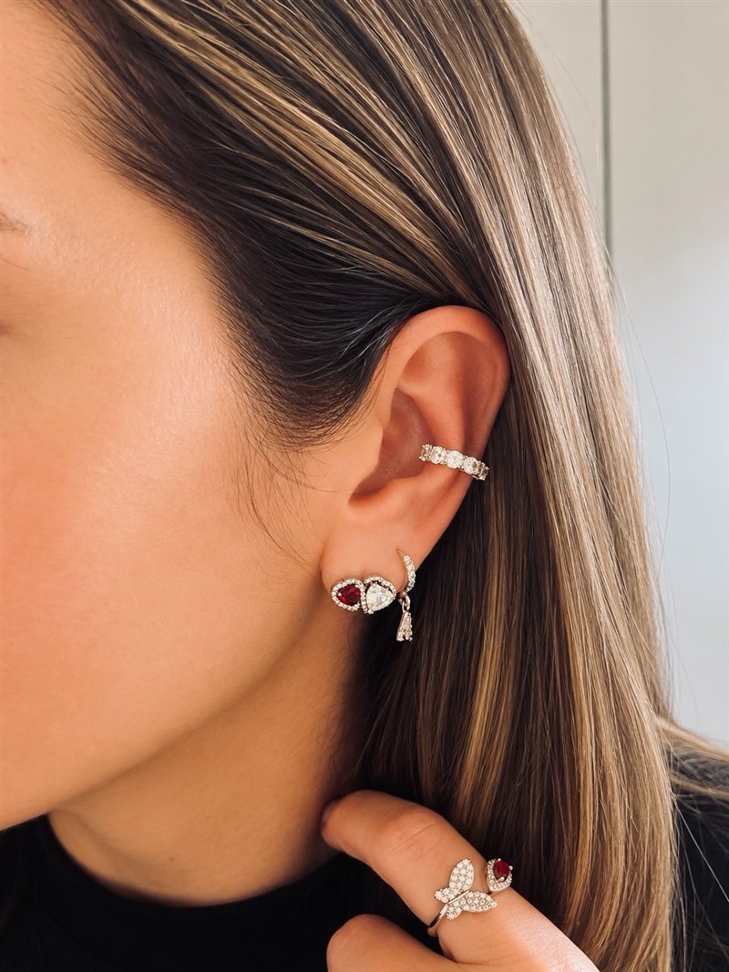 Brincos e piercings de prata 925 com brilho na orelha